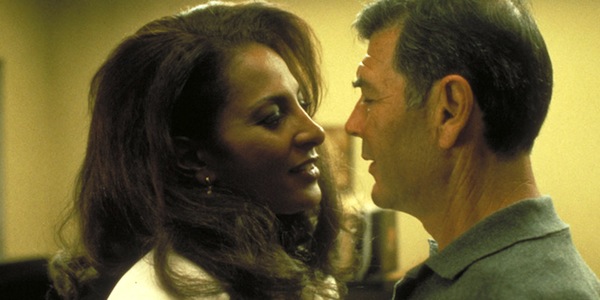 Pam Grier and Robert Forster develop a relationship in Jackie Brown