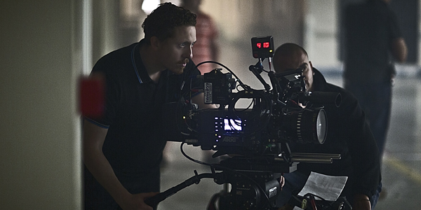  on set of The Machine film