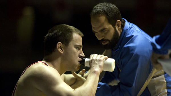 Channing Tatum as Mark Schultz and Mark Ruffalo as Dave Schultz