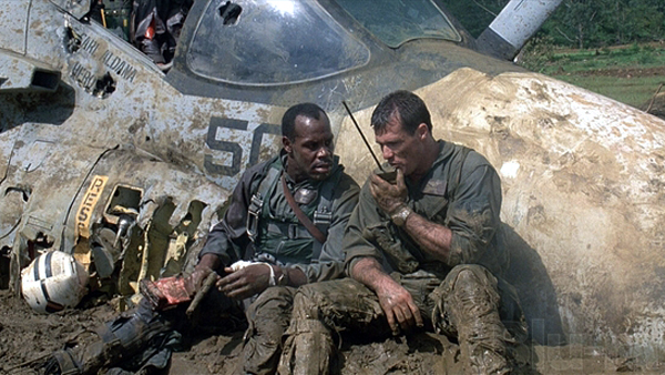 Danny Glover as Cmdr. Frank 'Dooke' Camparelli and Brad Johnson as Lt. Jake 'Cool Hand' Grafton in Flight of the Intruder