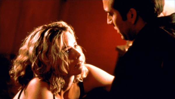 Elisabeth Shue as Sera and Nicolas Cage as Ben Sanderson in Leaving Las Vegas