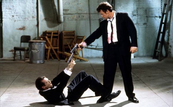 Punks killing each other: Steve Buscemi as Mr. Pink and Harvey Keitel as Mr. White in Reservoir Dogs
