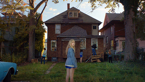 Maika Monroe as Jay Height in It Follows