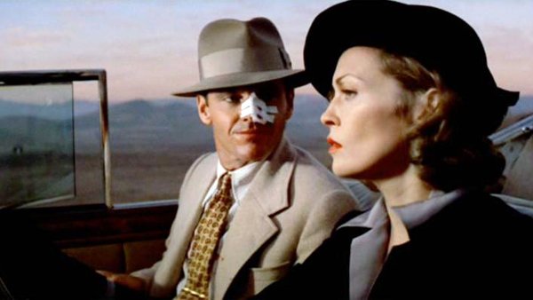 Jack Nicholson as Jake Gittes and Faye Dunaway as Evelyn Mulwray in Chinatown