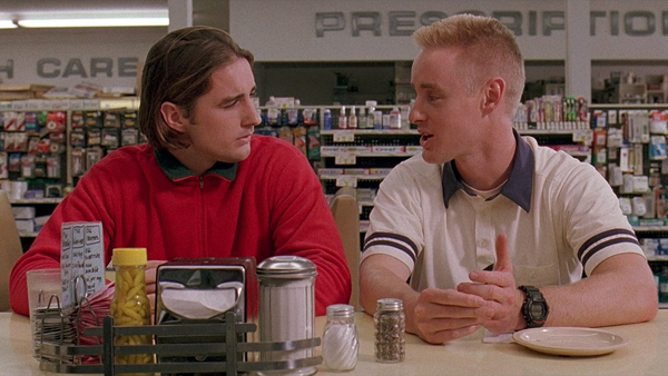 Luke Wilson as Anthony Adams and Owen Wilson as Dignan in Bottle Rocket