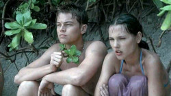 Leonadro Di Caprio as Richard and Virginie Ledoyen as Françoise in The Beach