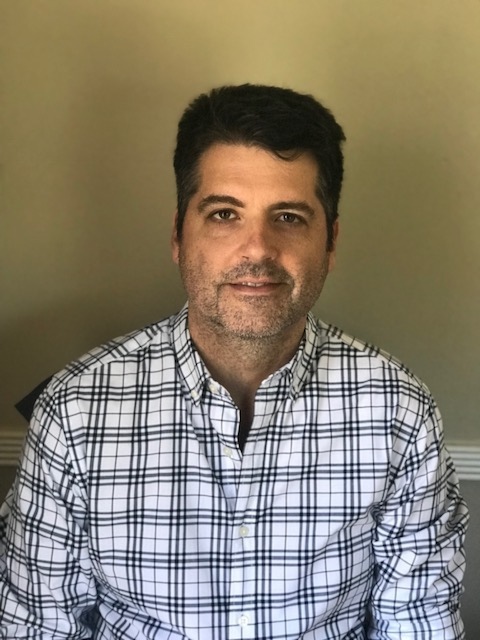 Andrew Kersey discusses how screenwriters can break into Hollywood.