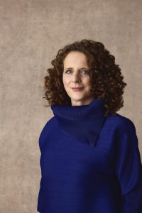 Maggie O'Farrell Hamnet adaptation