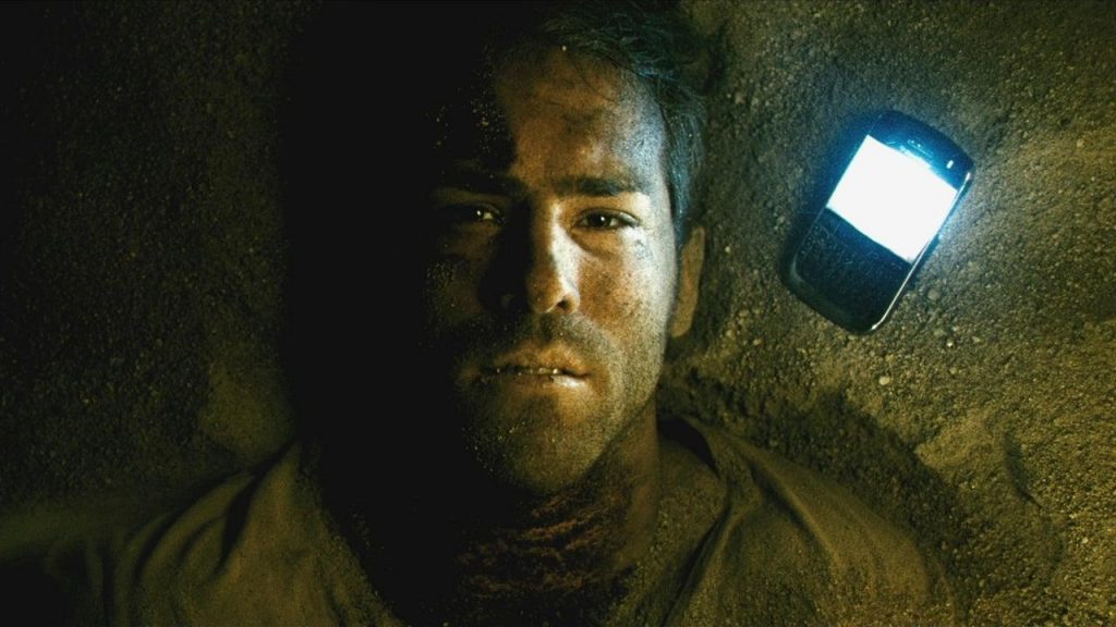 Ryan Reynolds in teh film Buried