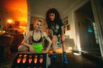 Kristen Stewart and Alia Shawkat in The Wrong Girls